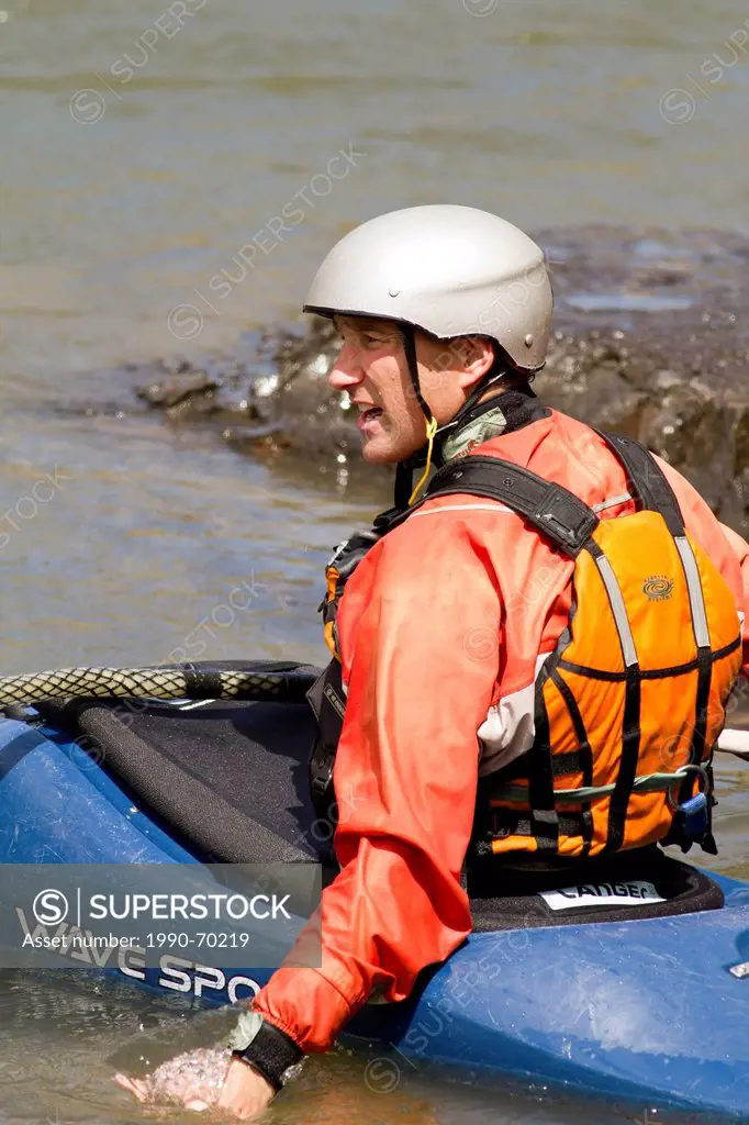 Whitewater kayaking, Thompson River, Spences Bridge, BC, Canada