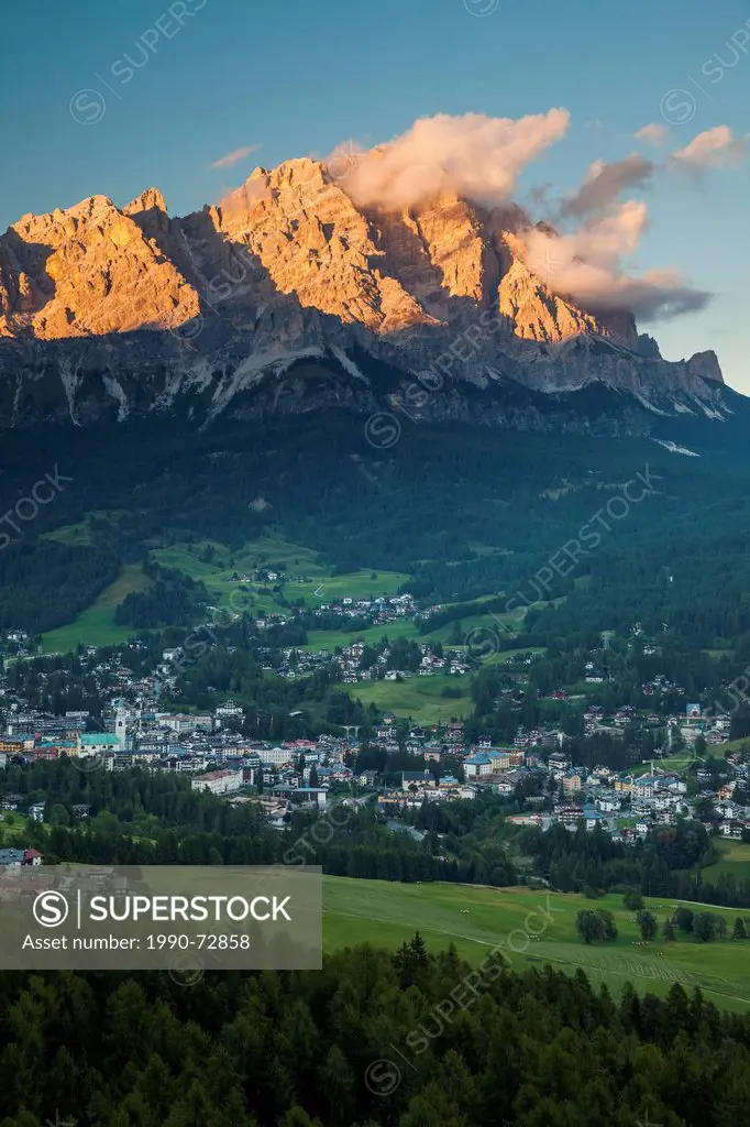 Sunset over the town of Cortina d'Ampezzo. Cortina d'Ampezzo is a town and comune in the Dolomites in northern Italy. It is a popular winter sport res...