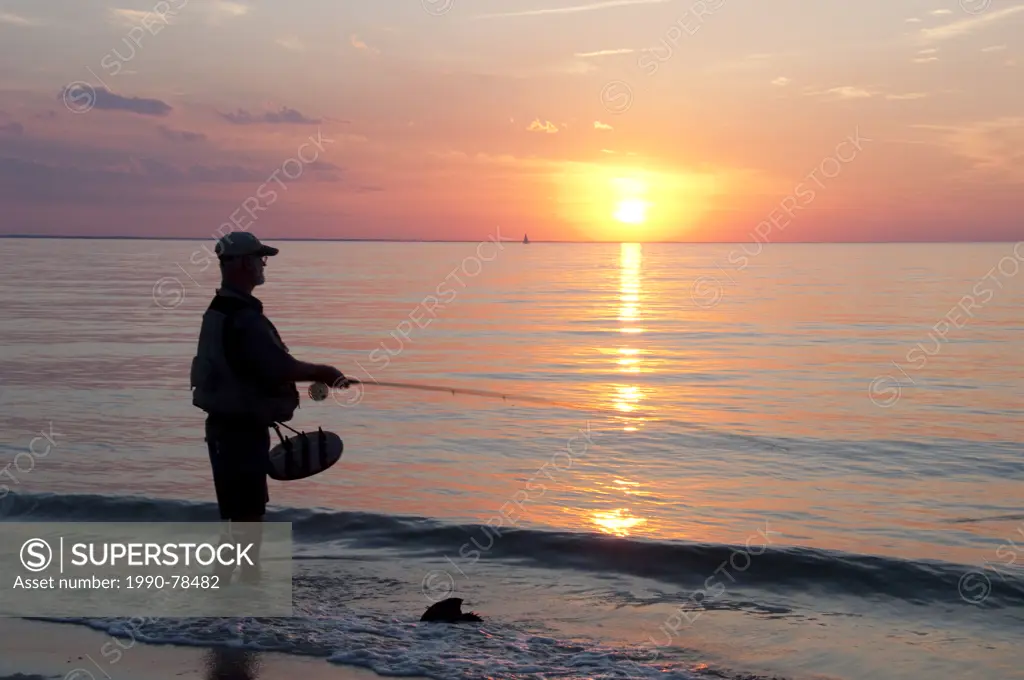Fishing in Delaware Bay, New Jersey