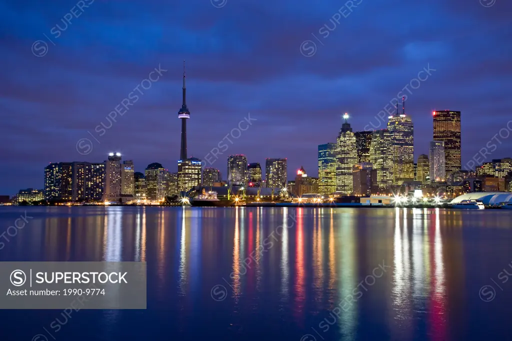 View of Toronto skyline at night from ´The Docks´, Toronto, Ontario, Canada.
