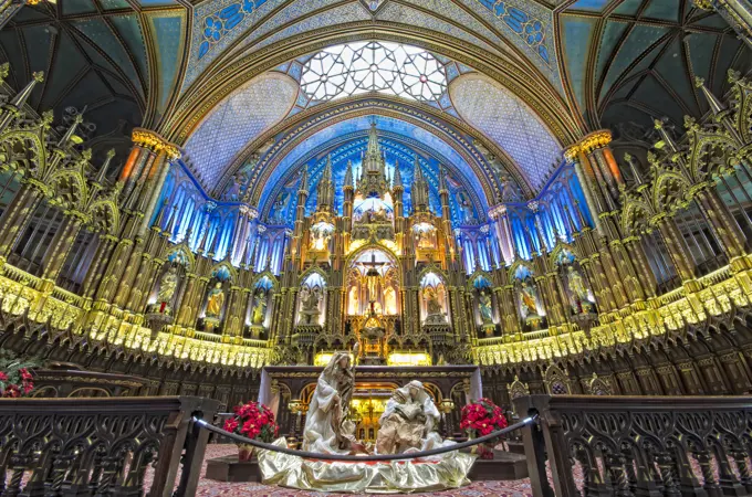 Interior of Notre_Dame Basilica of Montréal located in the Old Montreal, Quebec, Canada.