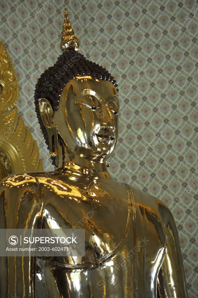 Thailand, Bangkok, Wat Traimit in Chinatown, Close up of gold Buddha statue