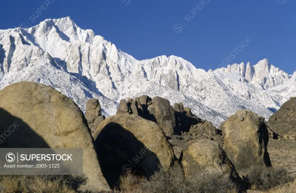 Panoramic view of snow covered mountains, Mount Whitney, Lone Pine Peak, Californian Sierra Nevada, California, USA