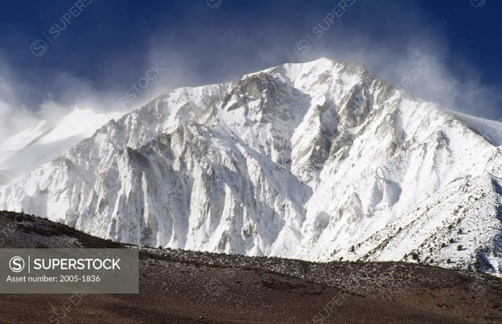 Panoramic view of snow covered mountains, Laurel Mountain, Californian Sierra Nevada, California, USA