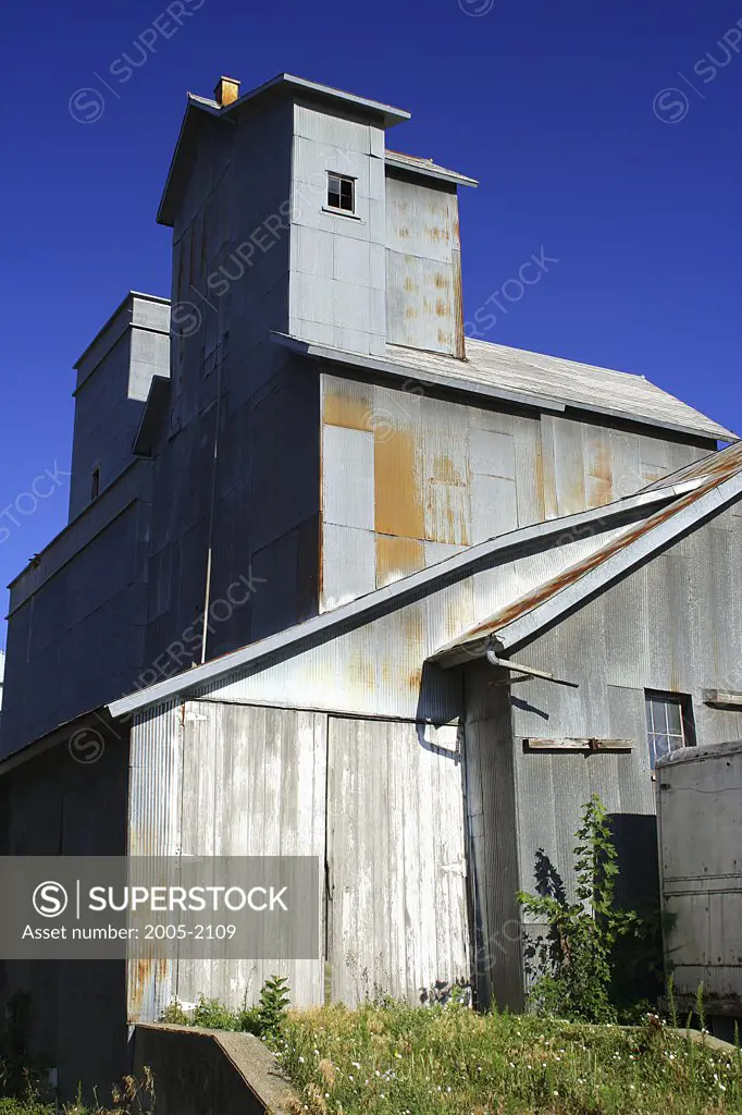 Low angle view of an old grain elevator, Fairmont, Minnesota, USA