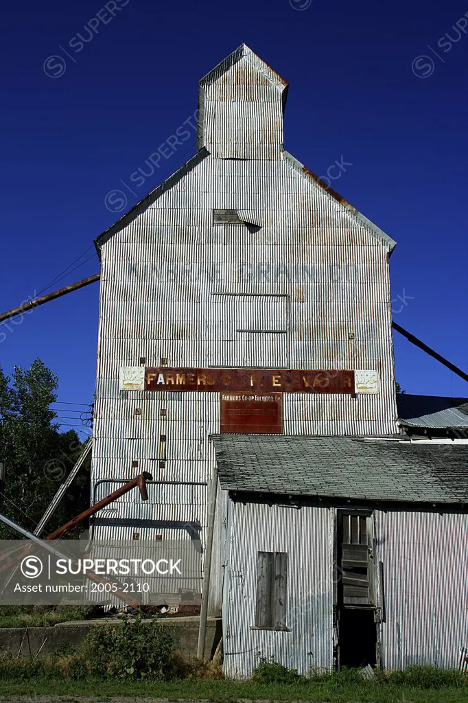 Facade of an old grain elevator, Fairmont, Minnesota, USA