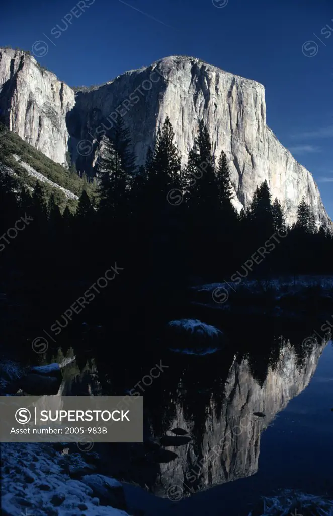 El Capitan Merced River Yosemite National Park California, USA