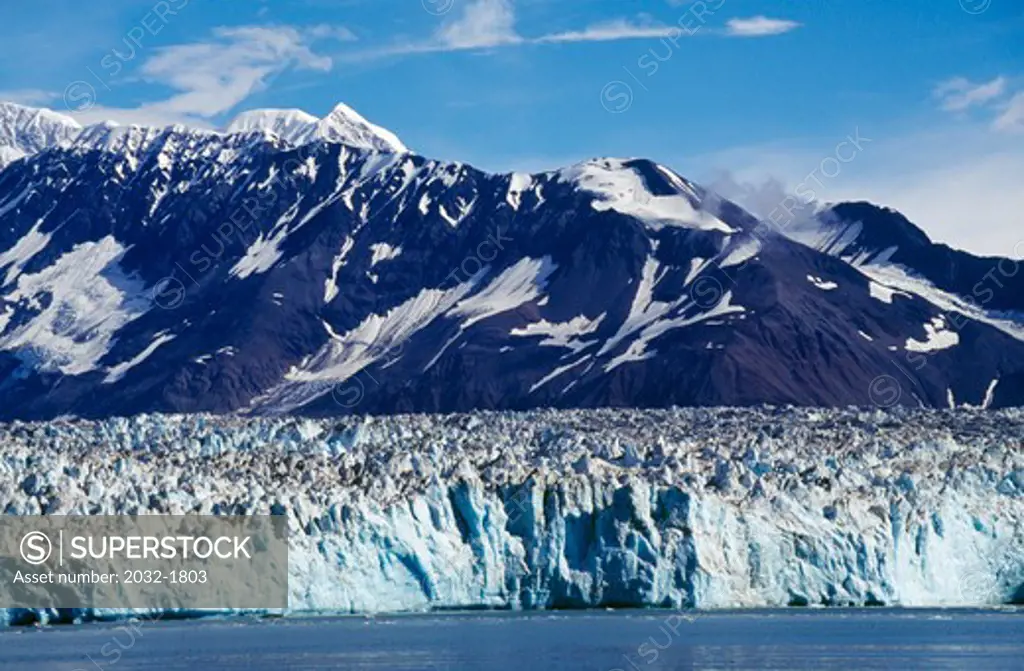 USA, Alaska, Russell Fjord Wilderness, View of Hubbard Glacier