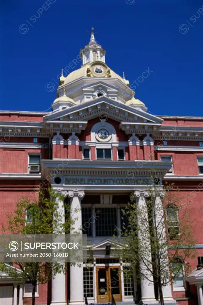 Facade of Berkeley County Courthouse, Martinsburg, West Virginia, USA