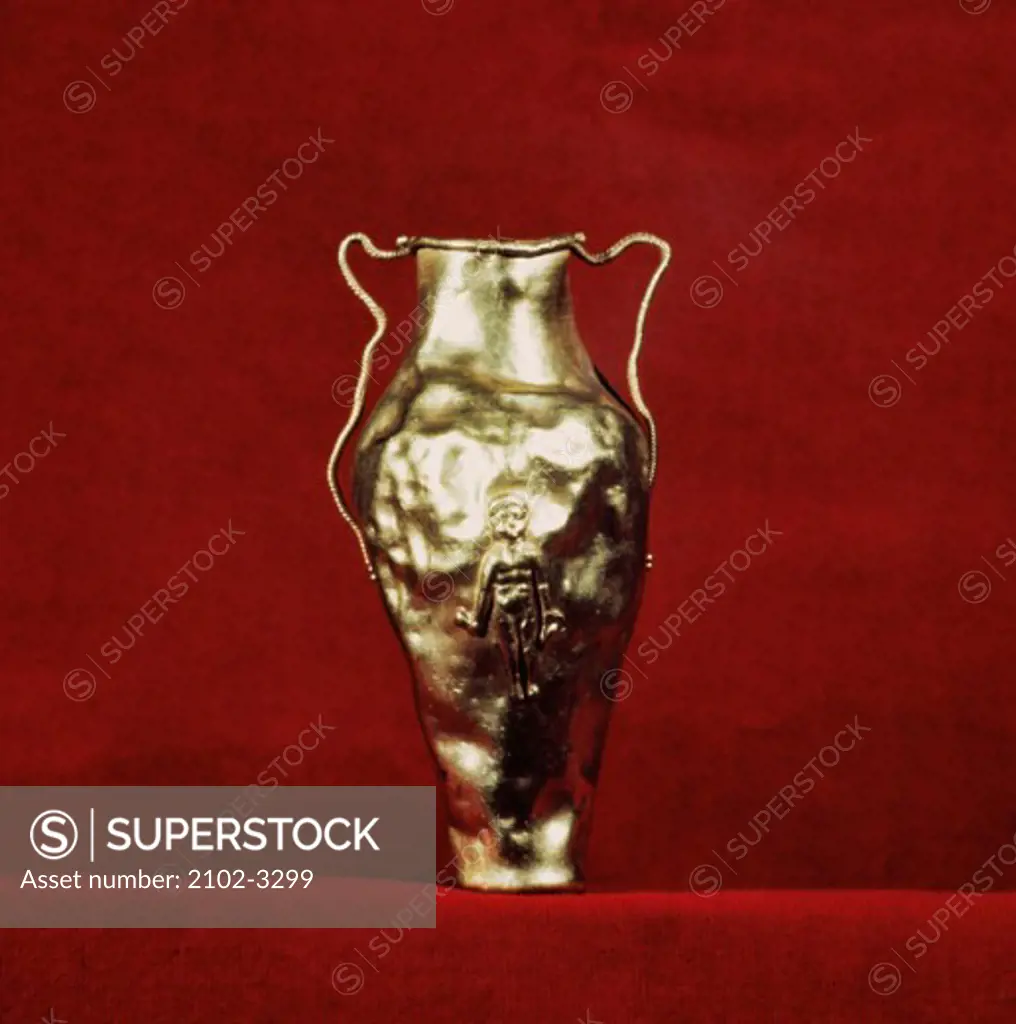 Vase In Gold  Roman Art(- )  