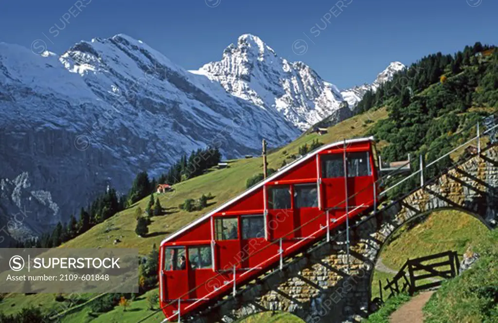 Tram on slanted tracks with the Gspaltenhorn in background, Allmendhubelbahn above Murren, Switzerland