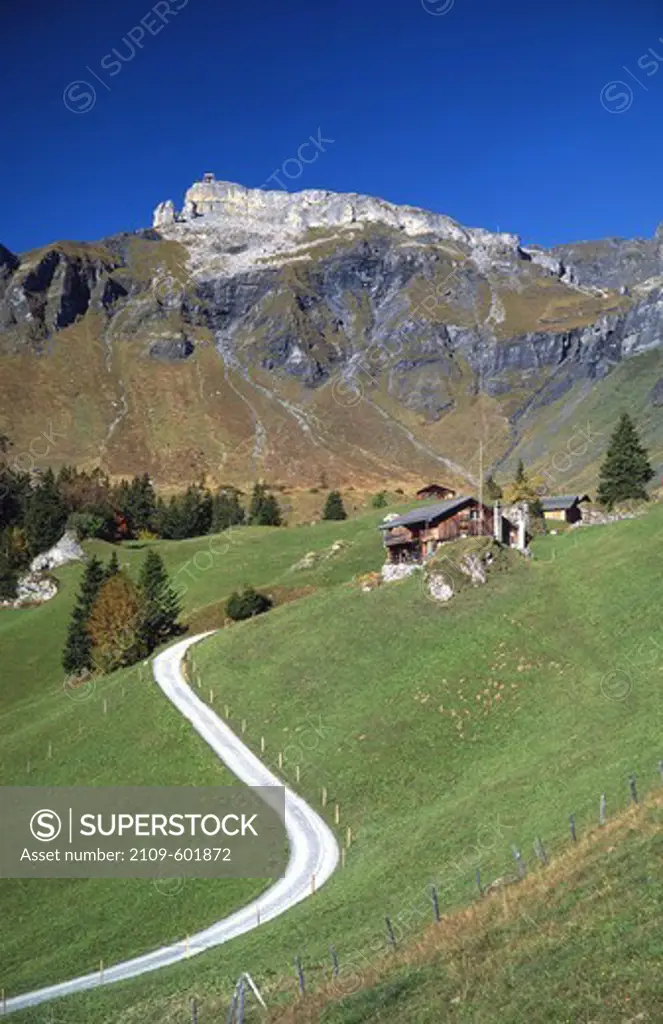 Switzerland, Berner Oberland, Hamlet of Murrenberg above Murren