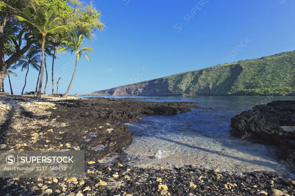 Hawaii, South Kona, Manini Beach (Kapahukapu) on Kealakekua Bay