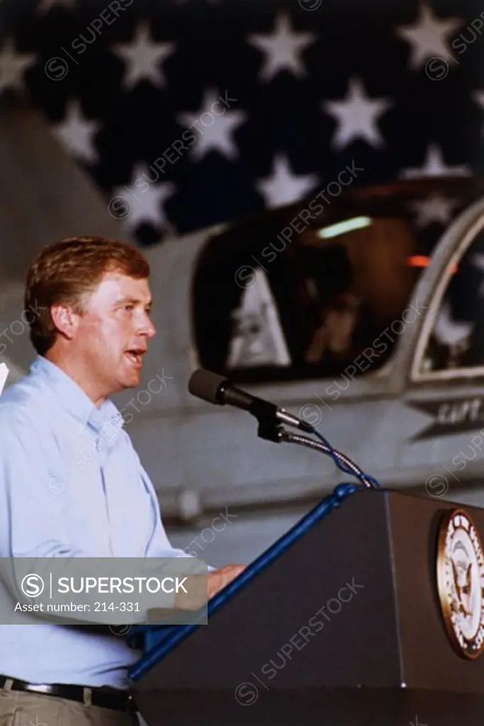 Vice President Dan Quayle Aboard the USS John F. Kennedy Jiddah, Saudi Arabia Operation Desert Shield