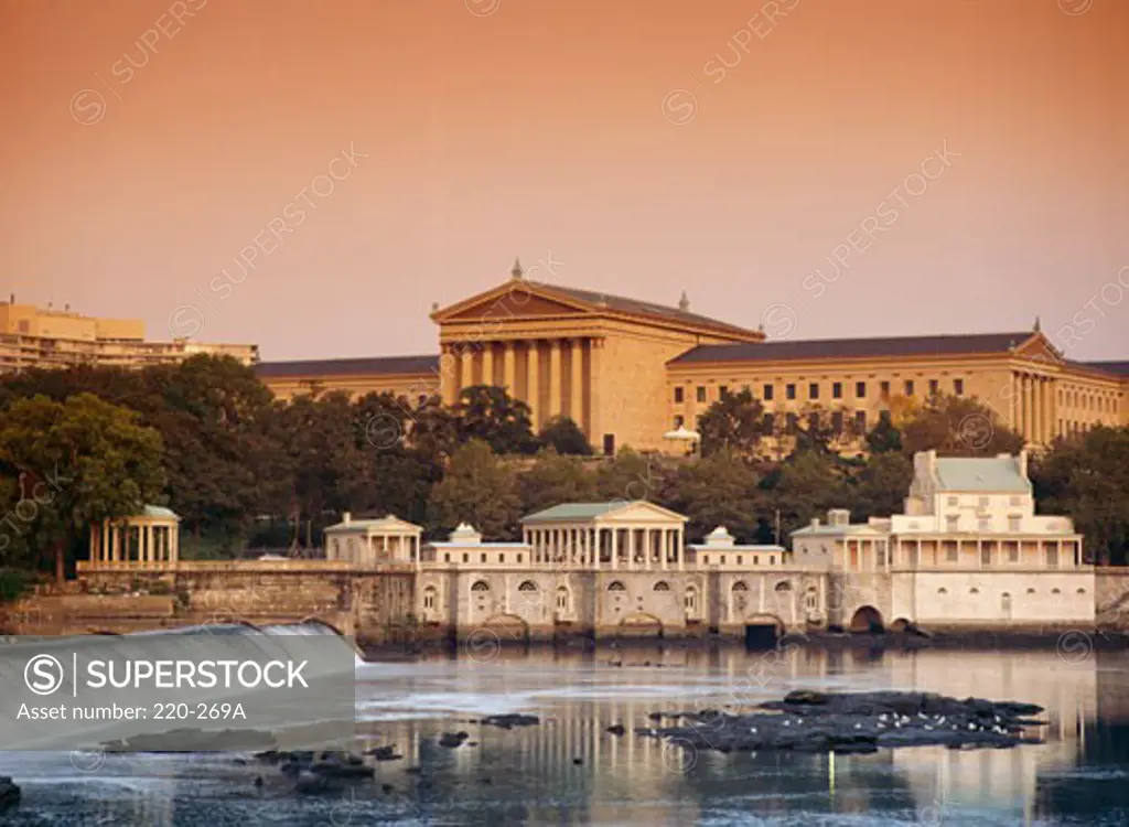 USA, Pennsylvania, Philadelphia, View of Philadelphia Museum of Art and Fairmount Water Works