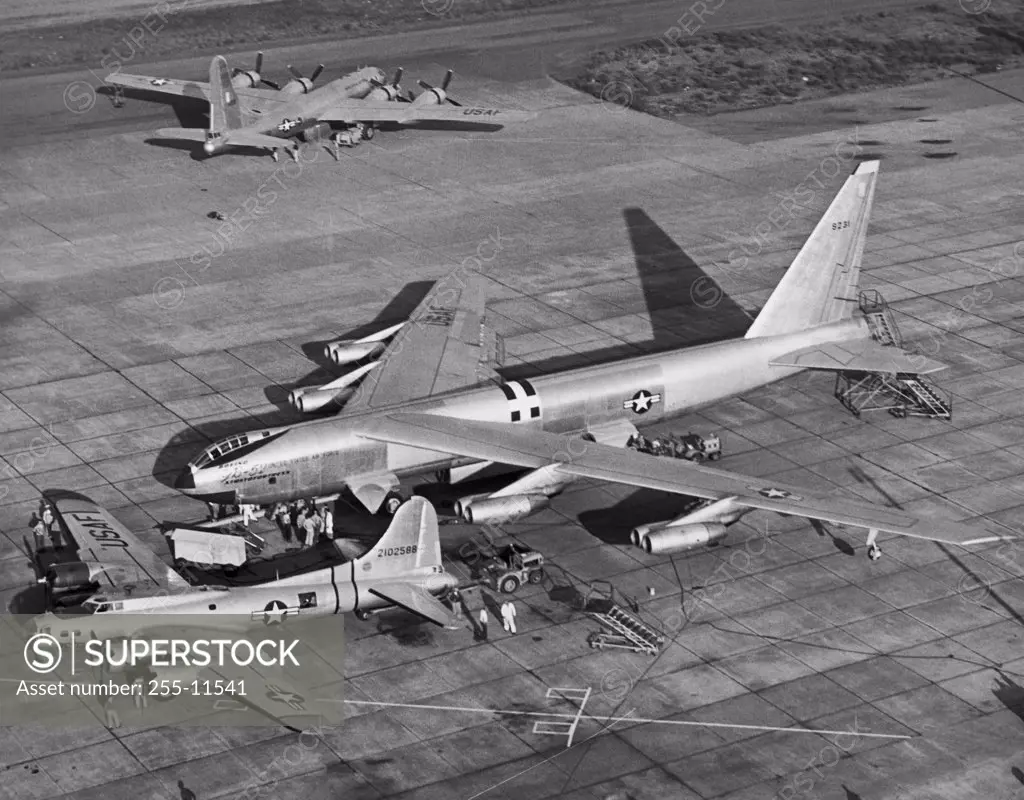High angle view of two military airplanes on a military base, B-52 Stratofortress, Boeing SB-17, B-50 Superfortress