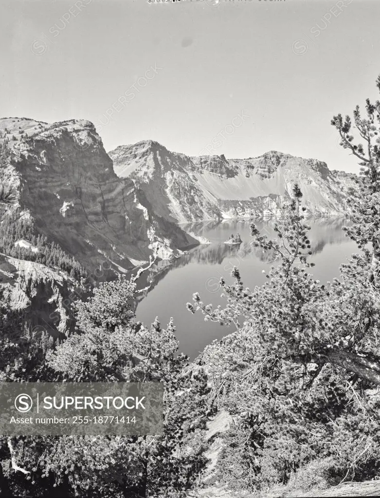 Vintage photograph. Winston Pote Photo. Crater Lake, Oregon