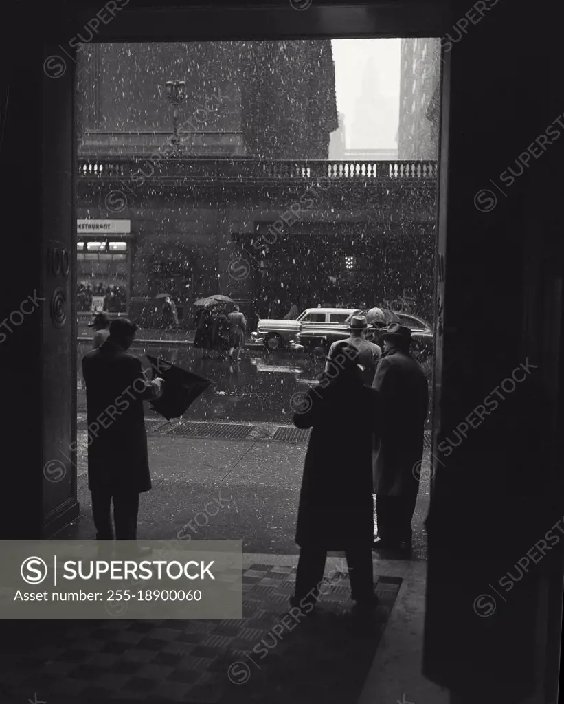 Vintage photograph. New York City 42nd Street looking toward Grand Central on rainy day