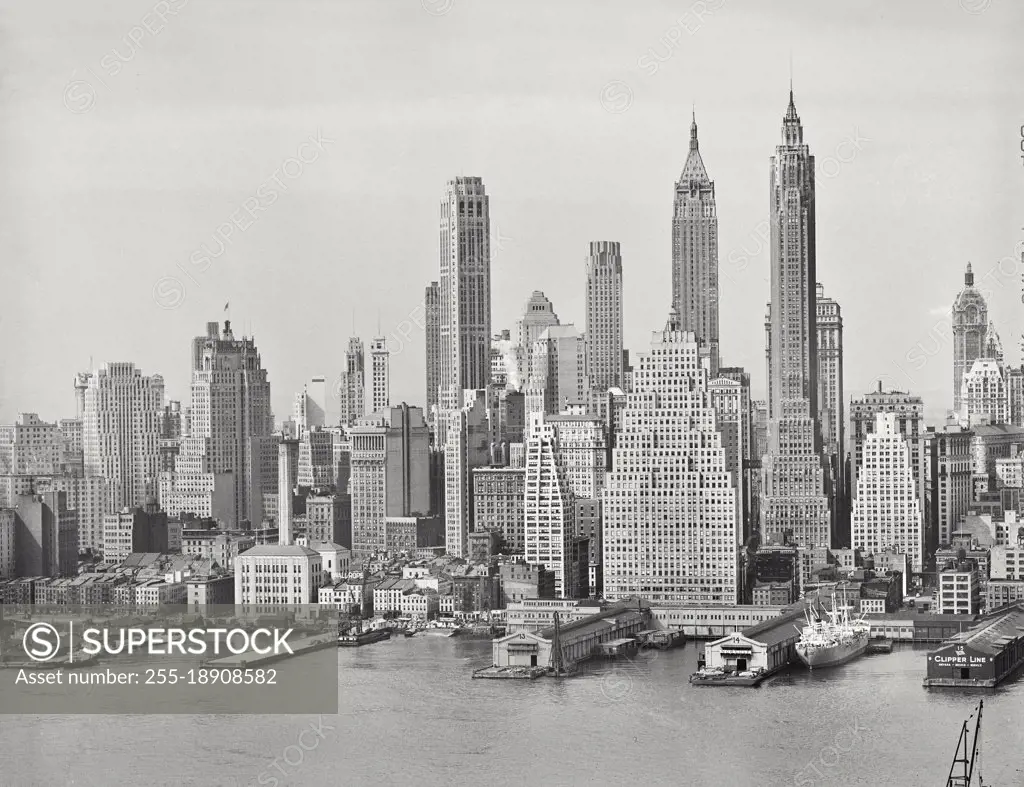 Vintage photograph. Lower Manhattan skyline
