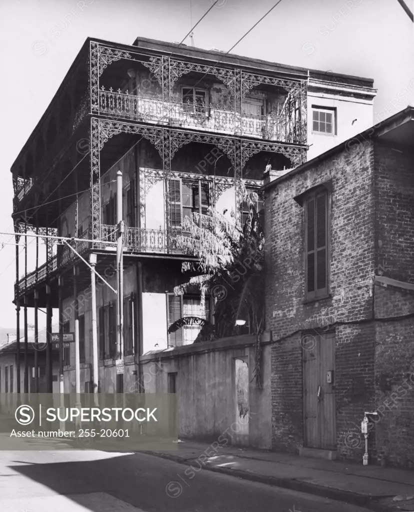 USA, Louisiana, New Orleans, Old house facade