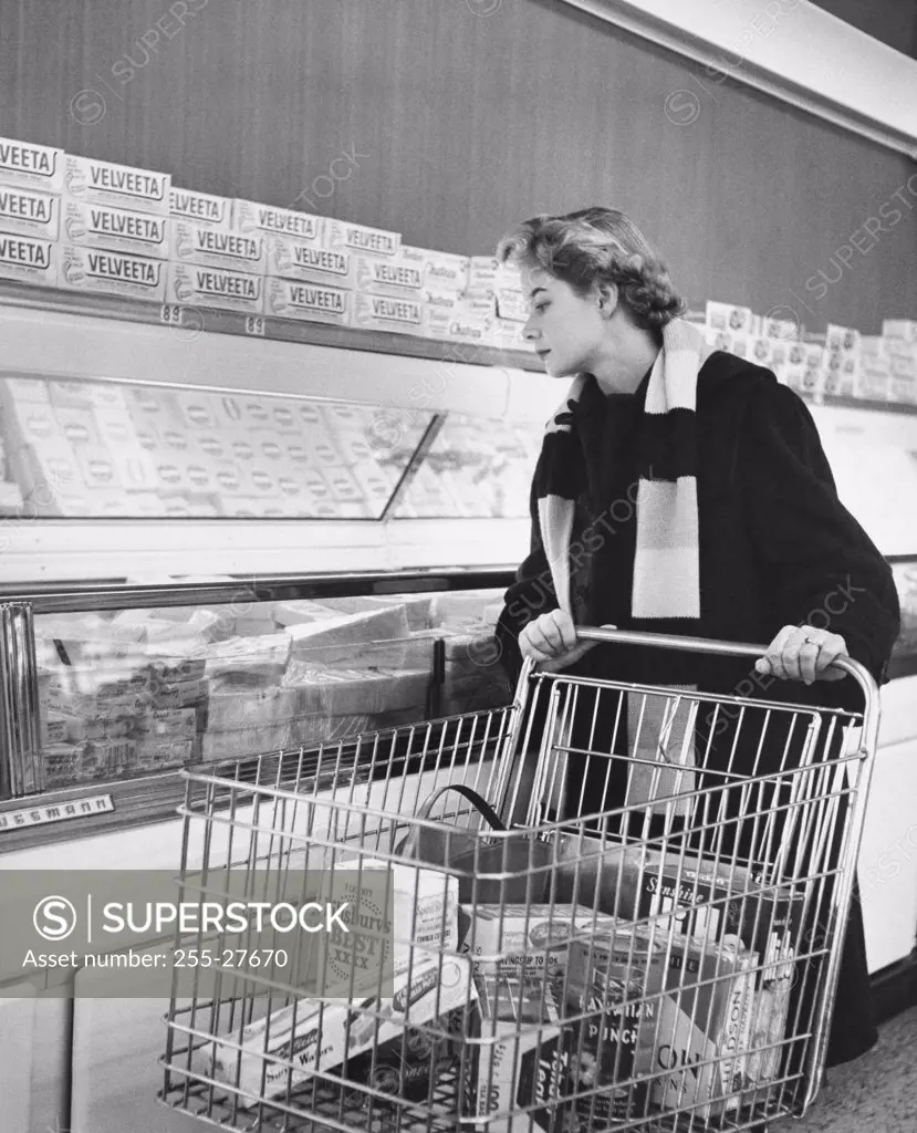 Young woman shopping in a grocery store