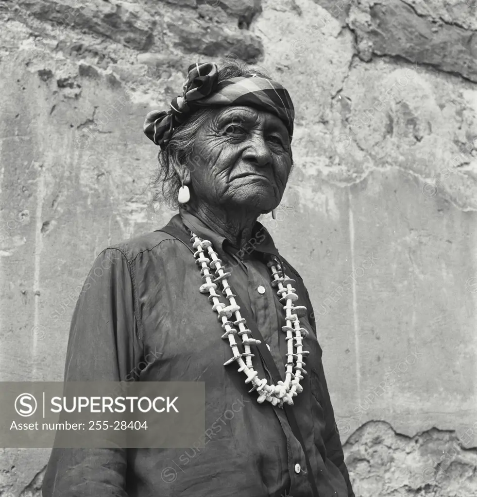 Vintage Photograph. Old Zuni Indian woman, Gallup, New Mexico