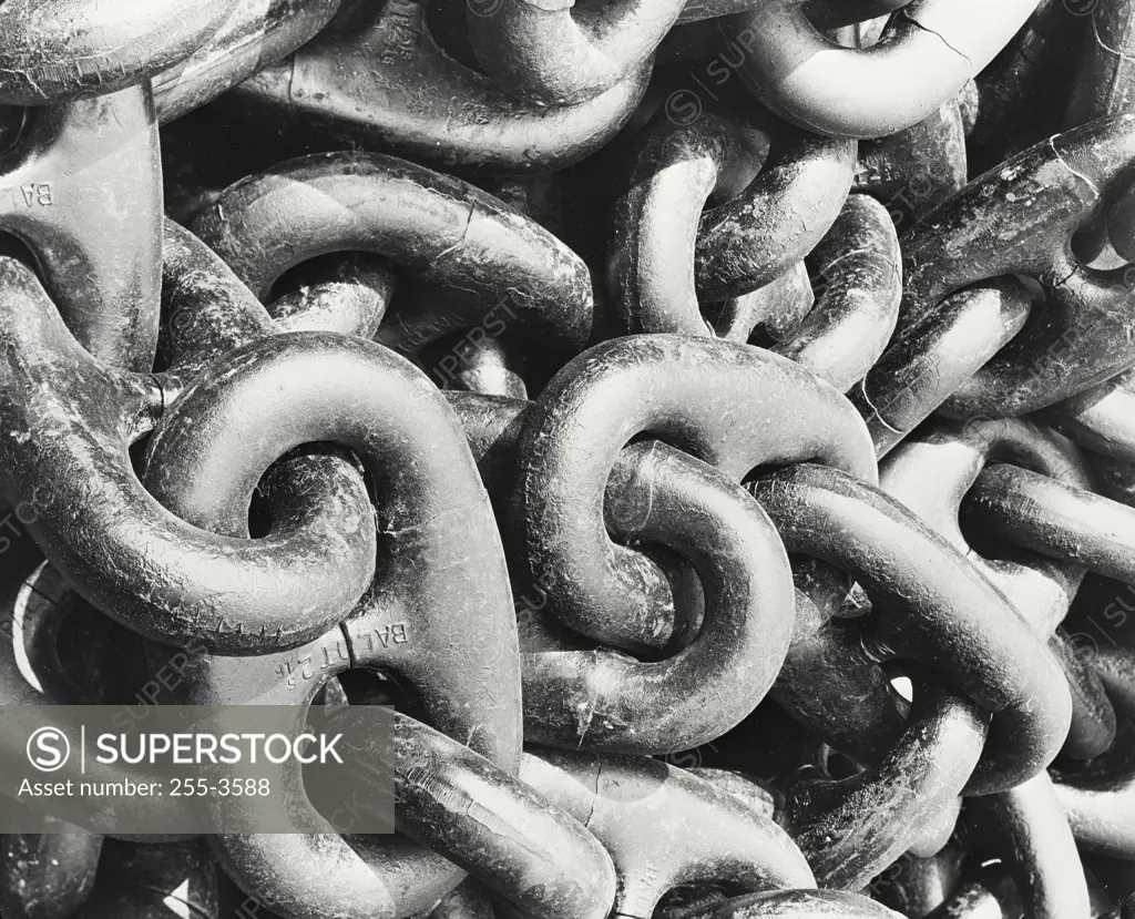Vintage photograph. Pile of anchor chain and yard at the sun ship building co