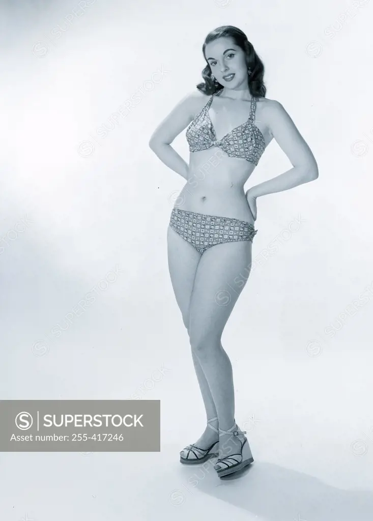 Portrait of pin-up girl wearing bikini