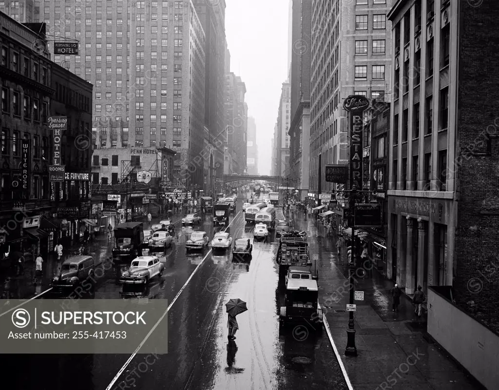 USA, New York City, street scene on rainy day