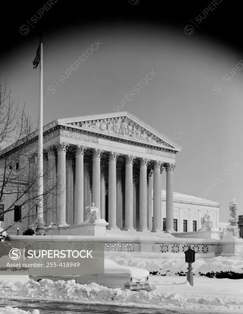 USA, Washington State, Washington D.C., United States Supreme Court building in winter