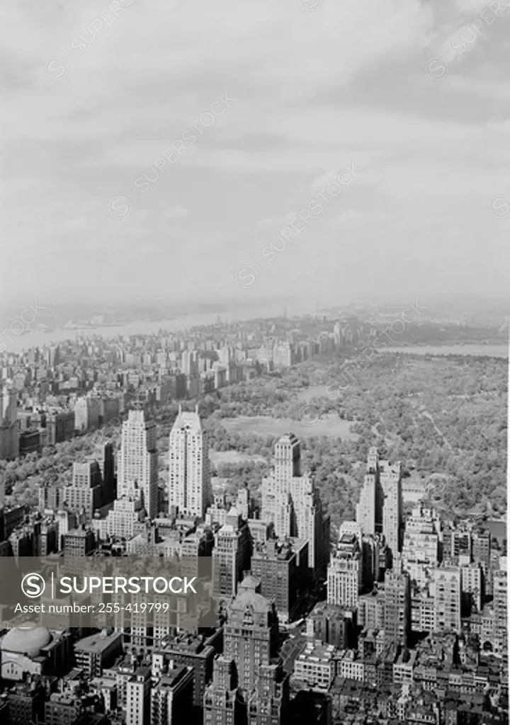 USA, New York State, New York City, Roof view looking Northwest from Radio City with Central Park and Upper Manhattan