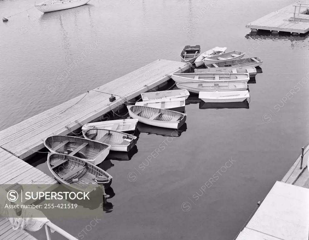 USA, Connecticut, Fairfield, boats at dock