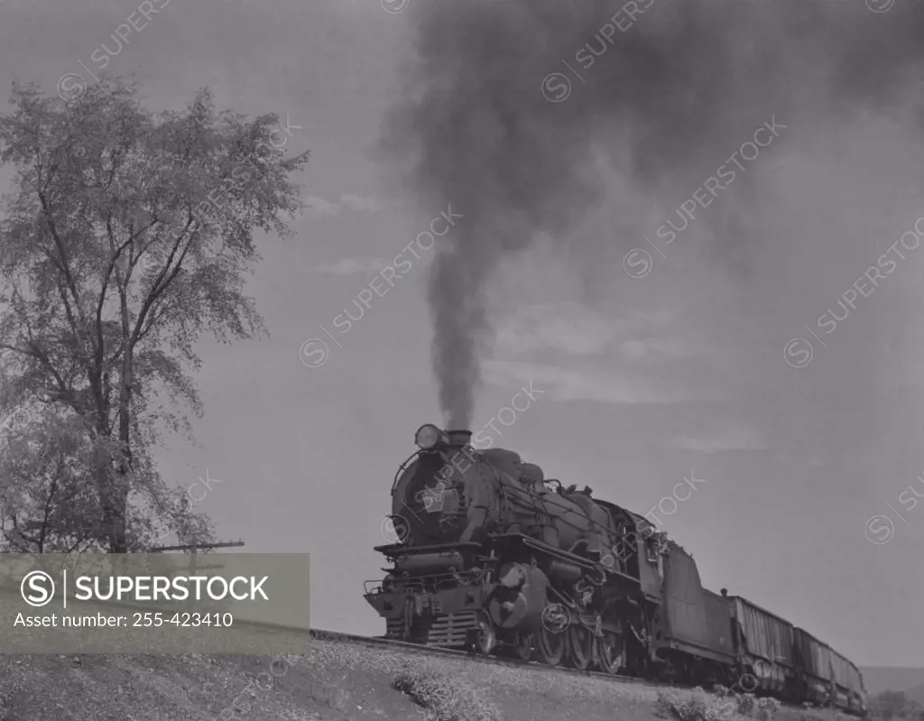 USA, Pennsylvania, Port Allegany, Steam train on railway