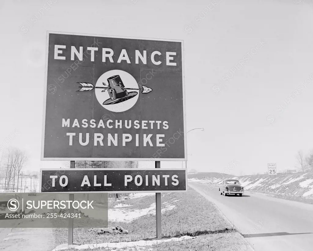 USA, Massachusetts, Bedford, Turnpike road sign