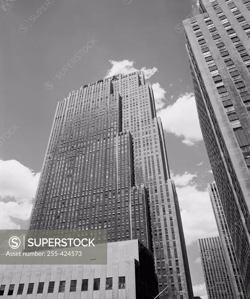 USA, New York State, New York City, Rockefeller Center, low angle view