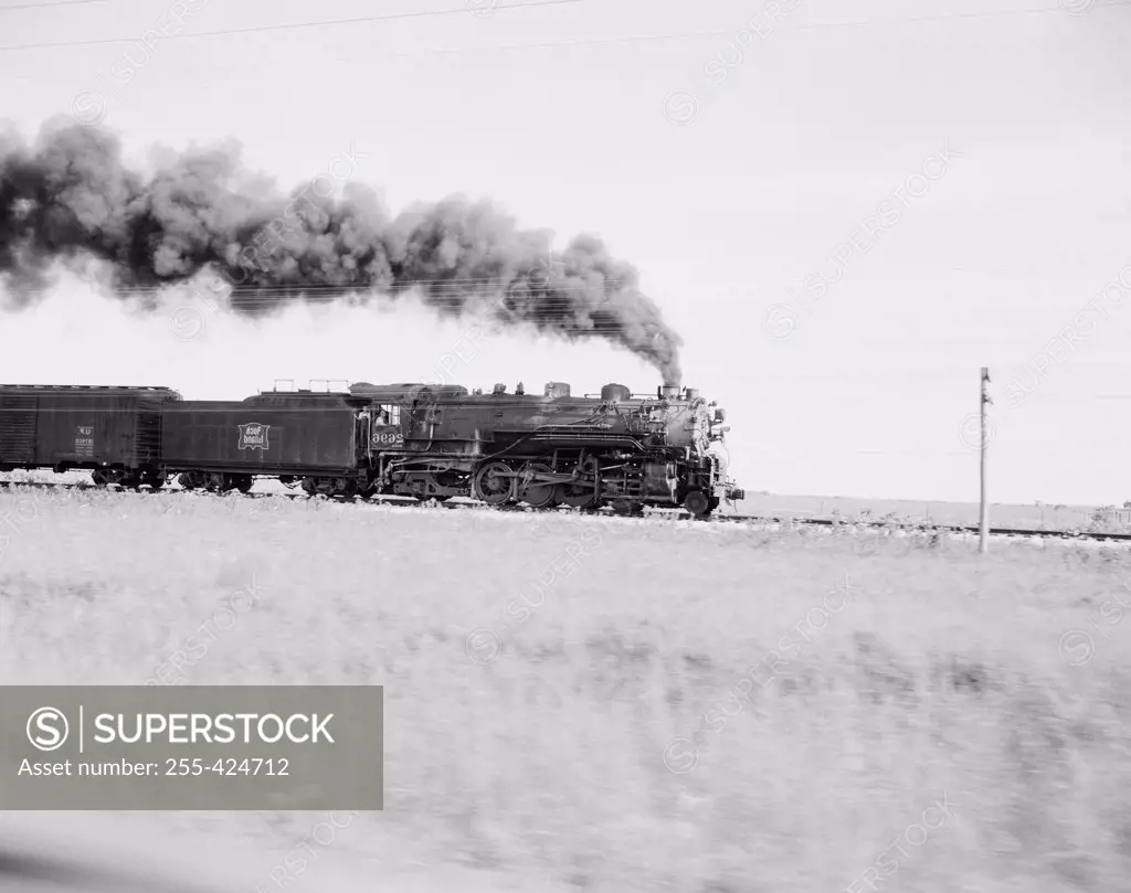 USA, Arkansas, steam train heading towards Little Rock