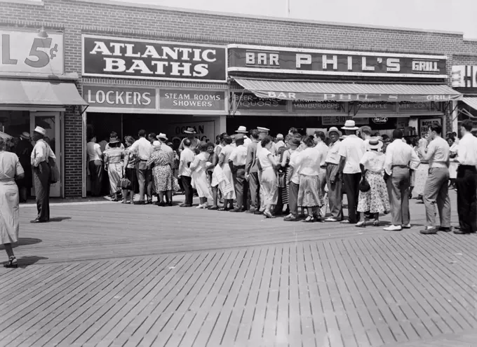 USA, New York City, Coney Island, people in queue to baths
