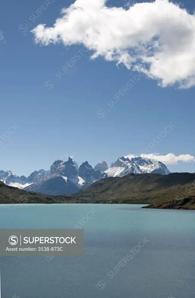 Lake in front of a mountain range, Lake Pehoe, Torres Del Paine National Park, Magallanes and Antartica Chilena Region, Chile
