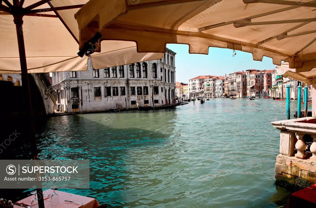 ristorante accanto al ponte di rialto, venezia, veneto, italia