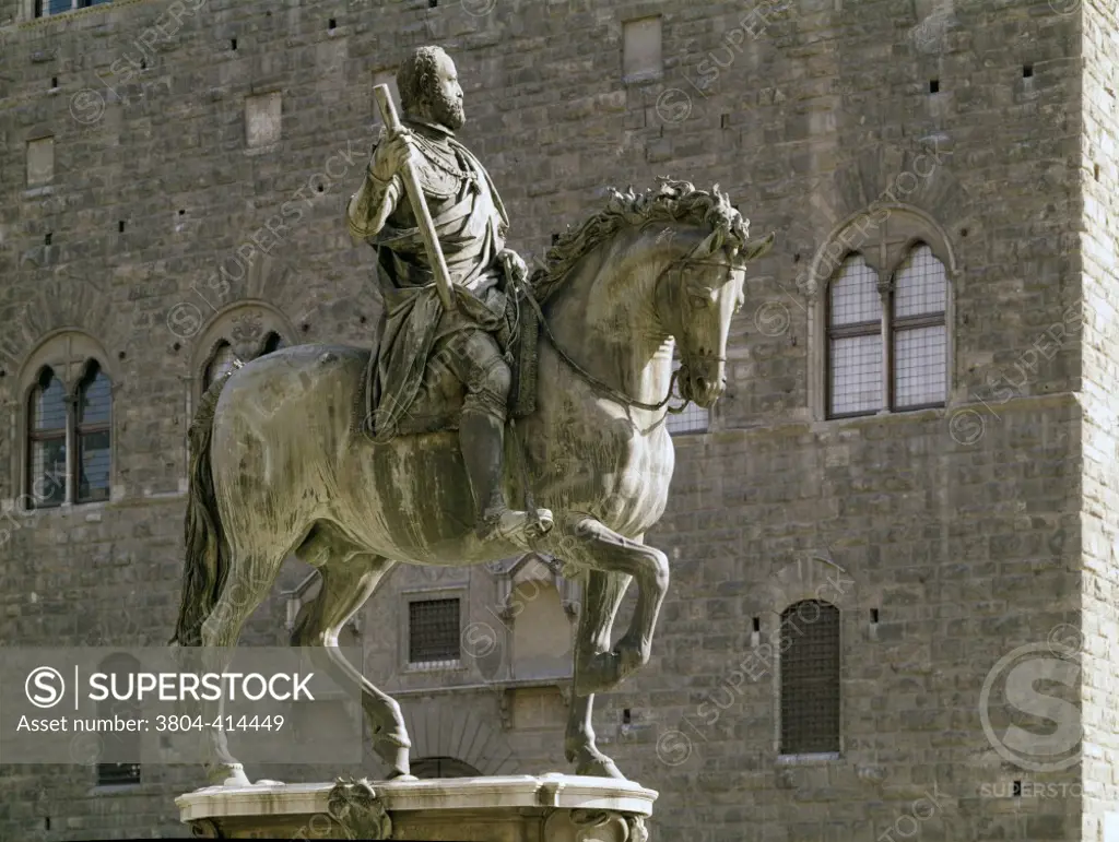 Italy, Florence, Piazza Della Signoria, Cosimo de Medici, Sculpture, Bronze