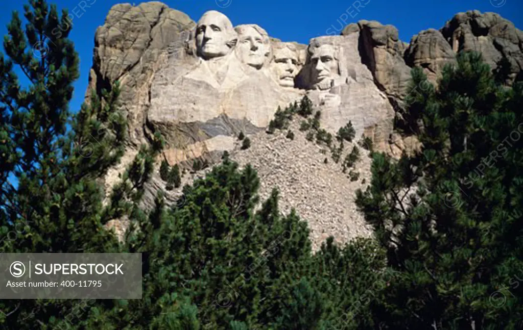 USA, South Dakota, Rapid City, Mt Rushmore National Monument, Low angle view of heads of former US presidents carved on monument