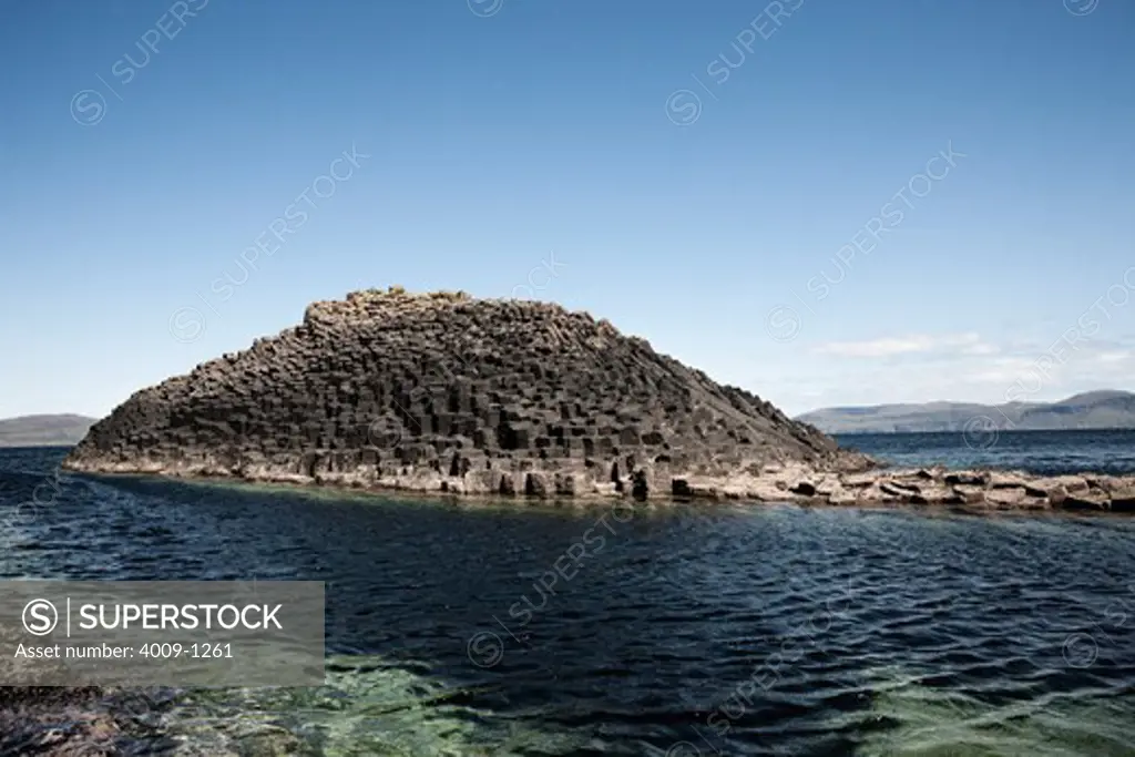 Island in the Atlantic Ocean, Isle of Staffa, Inner Hebrides, Scotland