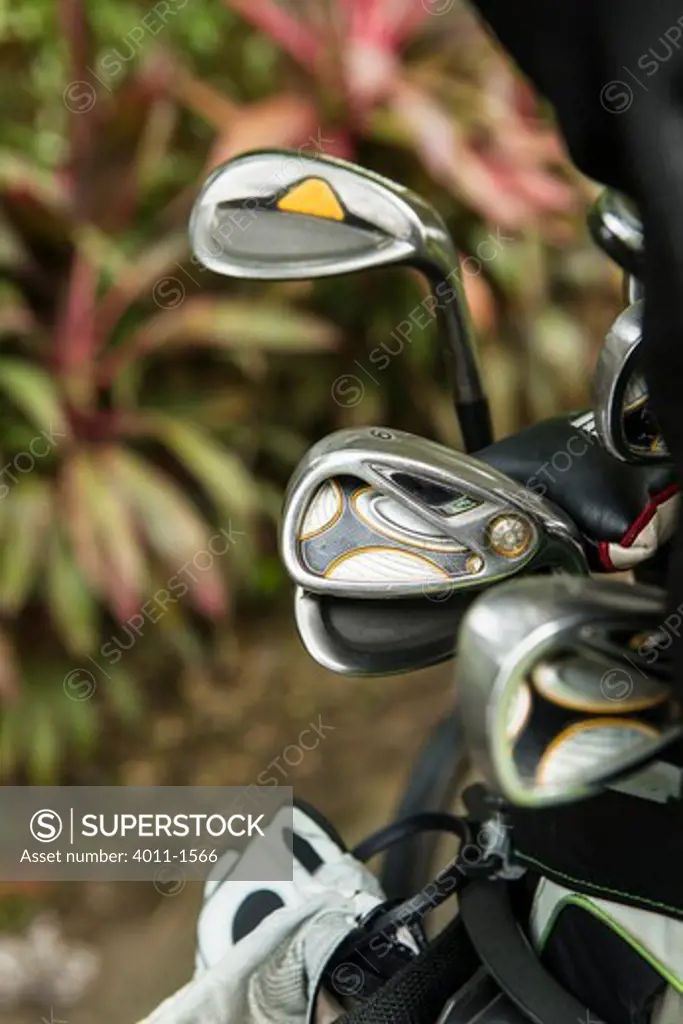 Costa Rica, Set of golf clubs