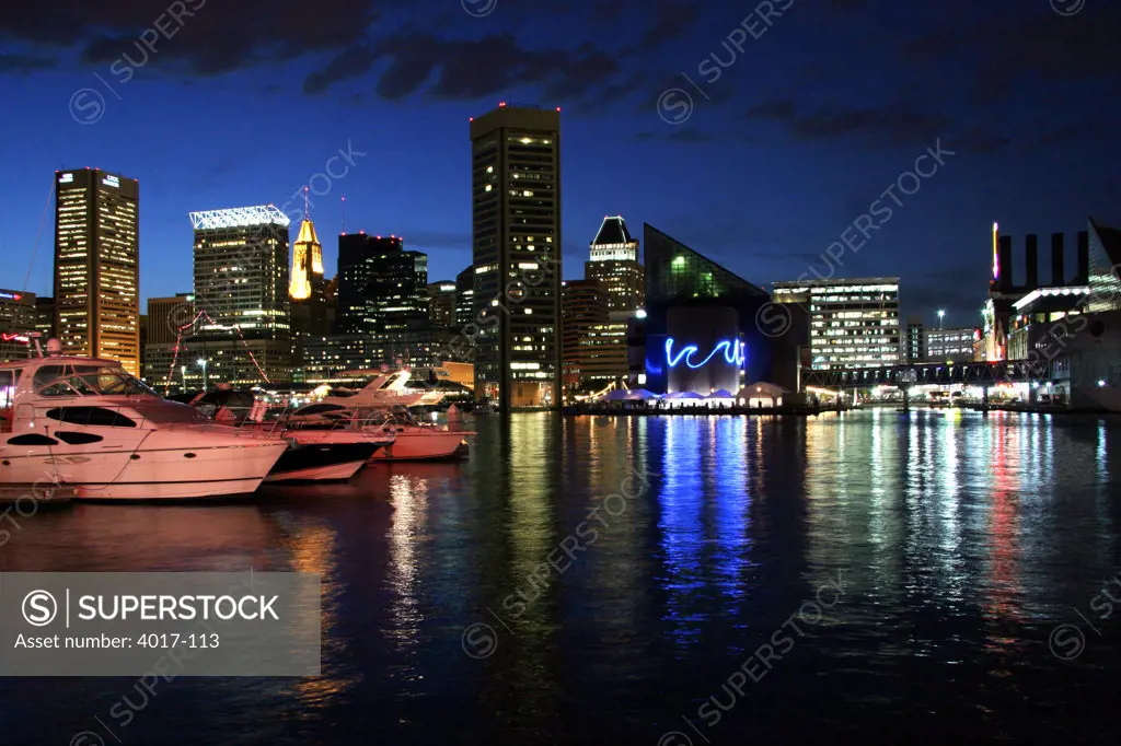 USA,   Maryland,   Baltimore,   Inner Harbor at dusk