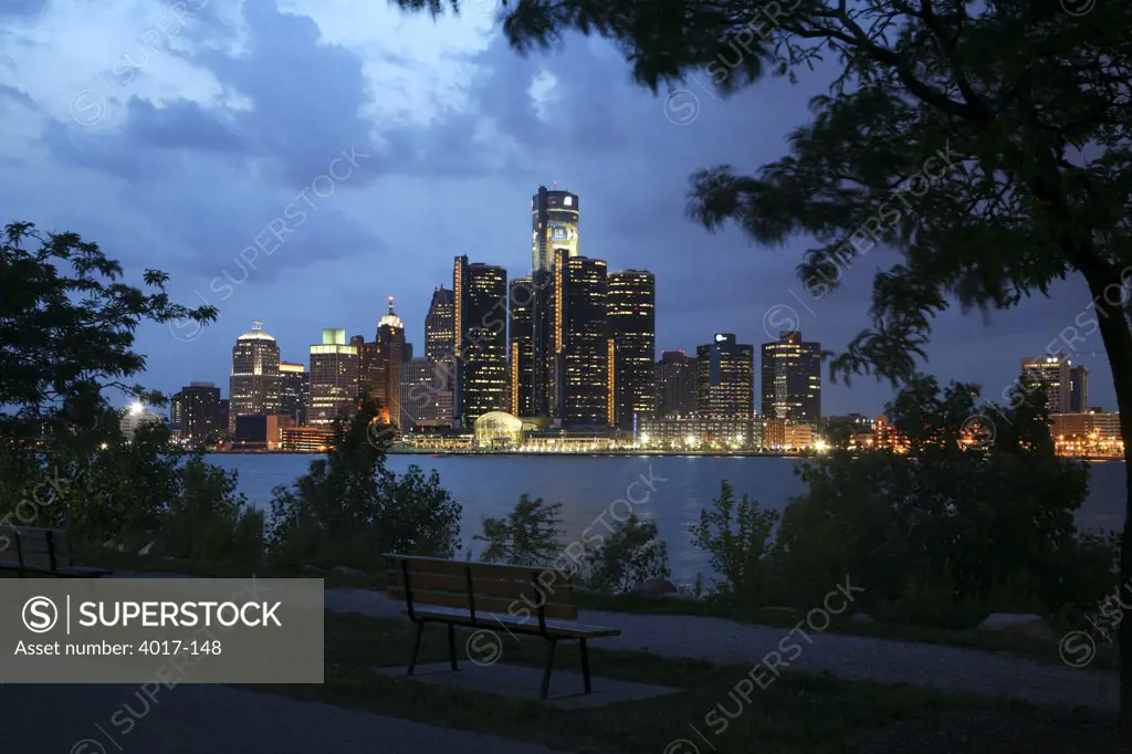 USA,   Michigan,   Detroit,   Skyline at dusk