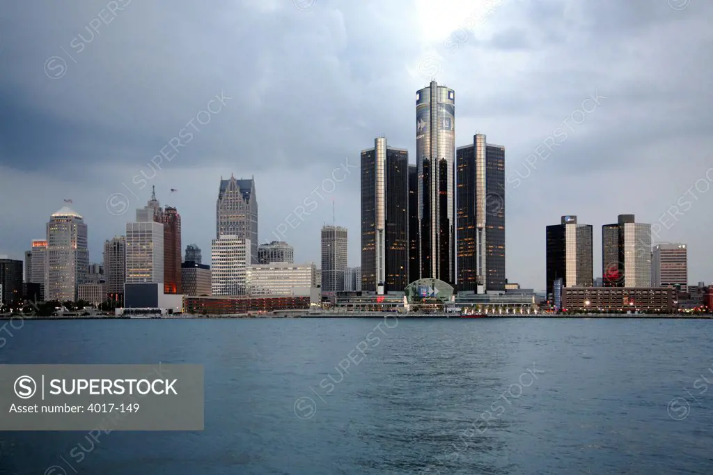 USA,   Michigan,   Detroit,   Riverfront with Renaissance Center