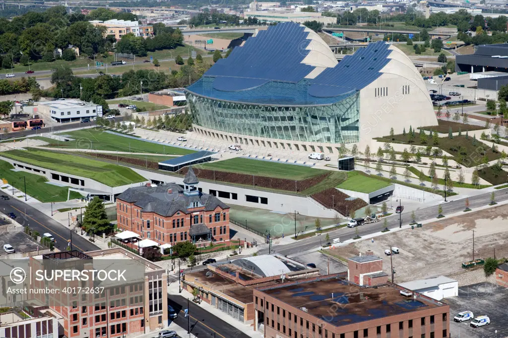 The Kauffman Center for the Performing Arts with the Webster House in foreground in downtown Kansas City, Missouri, USA