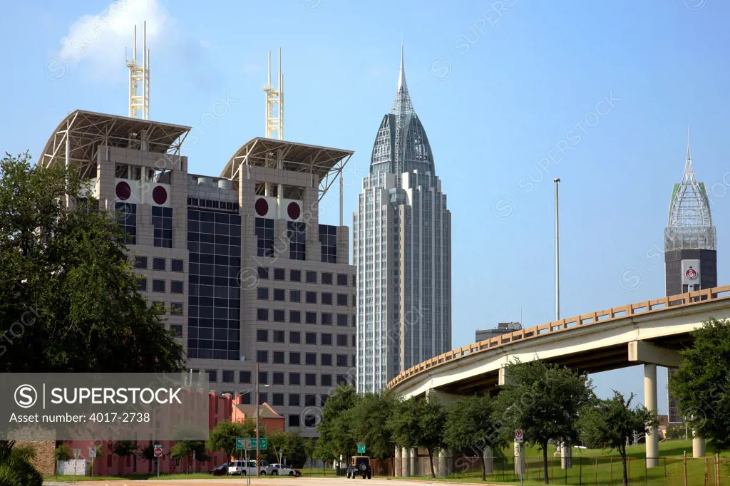 Skyscrapers in a city, Alabama Judicial Building, RSA Battle House Tower, Mobile, Alabama, USA