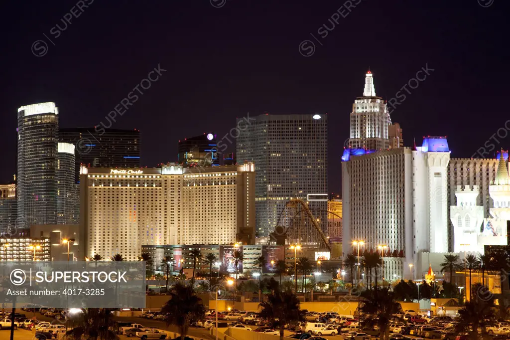 Hotels and casinos lit up at night on the Las Vegas Strip, Las Vegas, Clark County, Nevada, USA