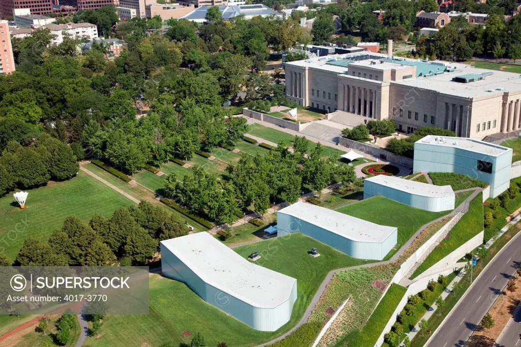 USA, Missouri, Kansas City, Aerial view of Nelson Atkins Museum of Art and Bloch Buildings